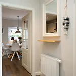 Haus Matzen Hues بيت للعطل
