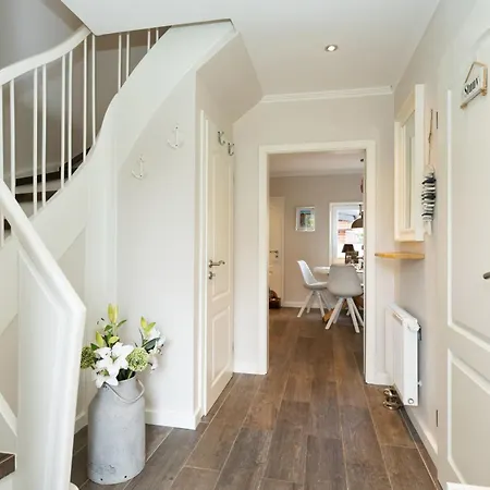 Дом отдыха Sylter Seestern Haus Matzen Hues Морзум